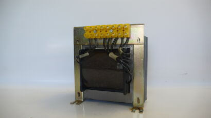 Transformator oddzielający TMa 300VA 380V // 220V - 0,36A (80VA) / 110V - 0,9A (100VA) / 24V - 4,16A (100VA) / 6V - 3,33A (20VA)