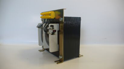 Transformator separacyjny TO 500VA 440V // 230V - 2,17A