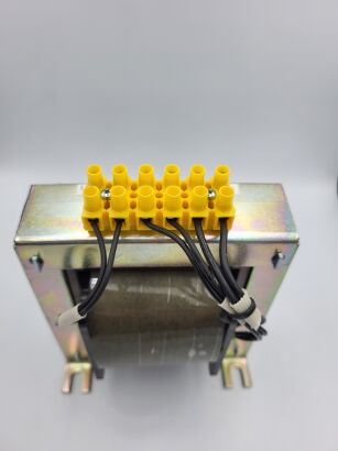 Transformator oddzielający TMa 160VA 400V // 230V-0,26A (60VA) / 24V-4,16A (100VA)