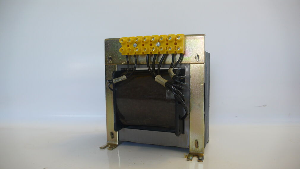 Transformator oddzielający TMa 450VA 230V // 120V - 2A (240VA) / 62V - 2A (124VA) / 18V - 1A (18VA) / 22V - 2A (44VA) / 10V - 2A (20VA)