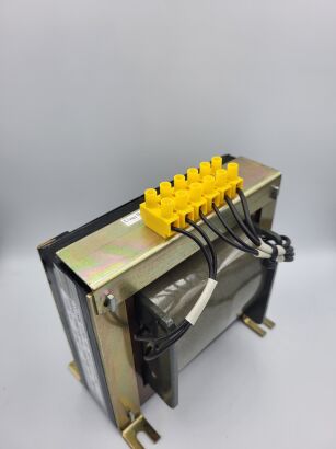 Transformator oddzielający TMa 400VA 400V // 230V - 0,43A (100VA) / 110V - 0,9A (100VA) / 28V - 3,57A (100VA) / 24V - 4,16A (100VA)